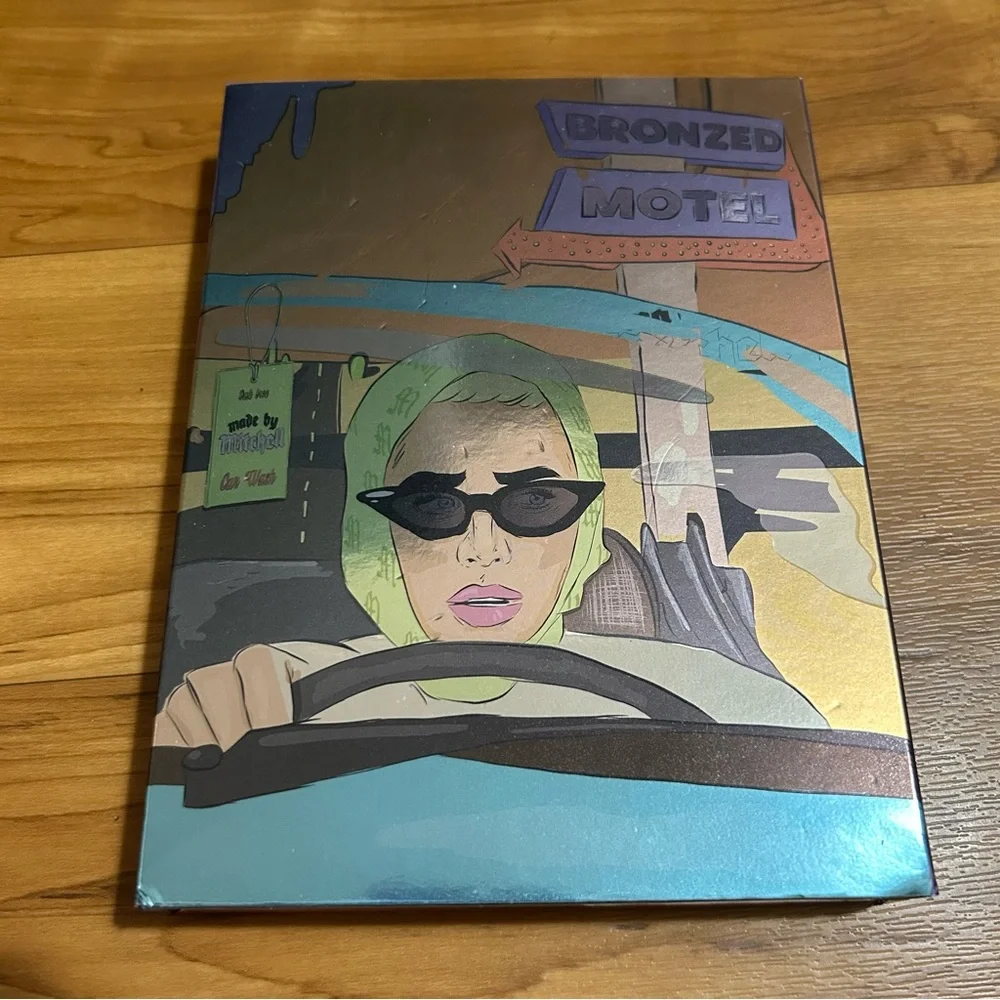 Made by Mitchell Bronzed Motel Palette